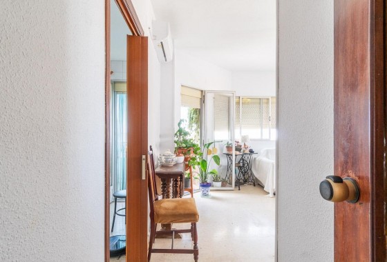 Revente - Appartement - Torrevieja - Centro