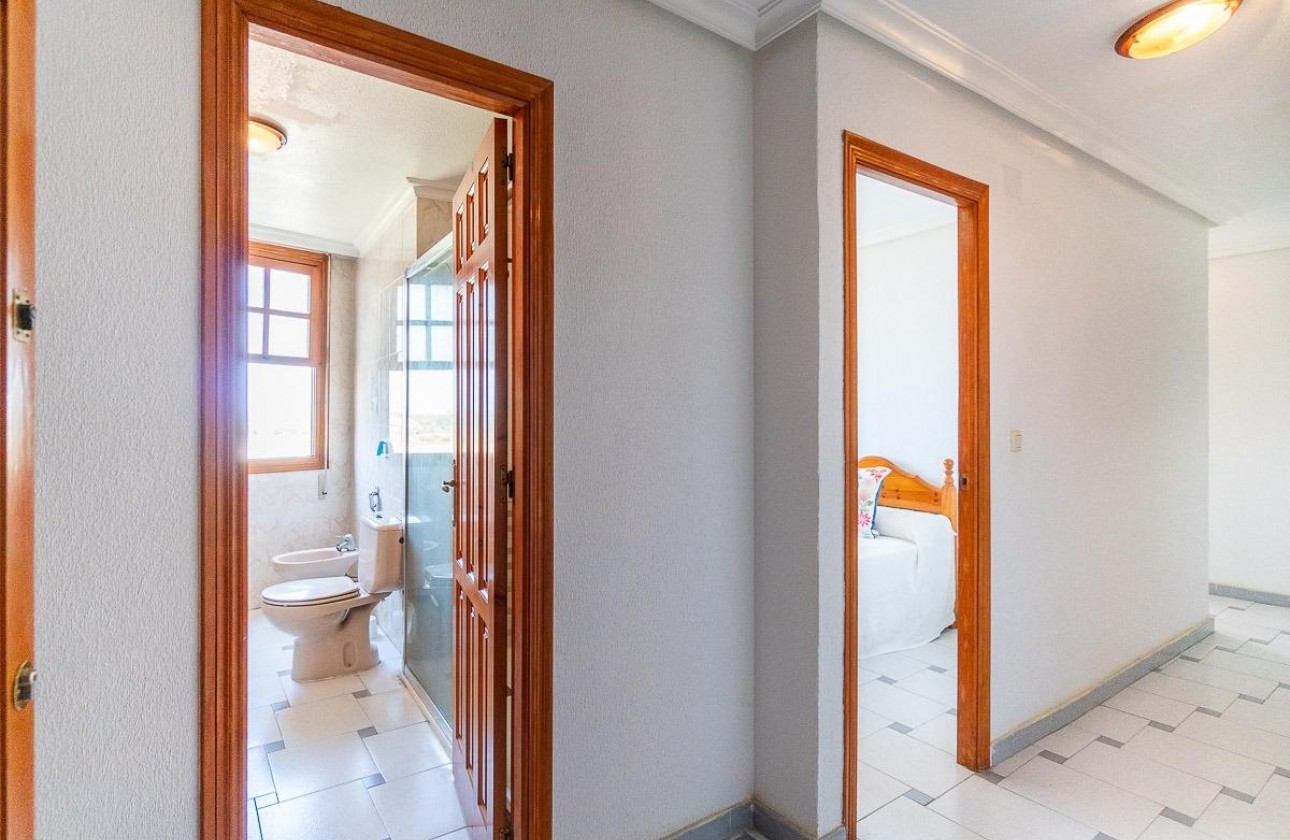 Revente - Appartement - Torrevieja - La Mata pueblo
