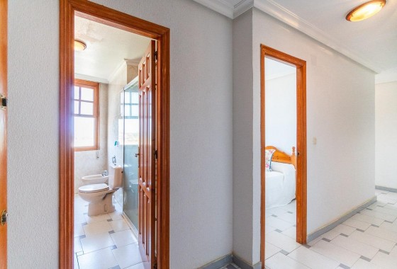 Revente - Appartement - Torrevieja - La Mata pueblo
