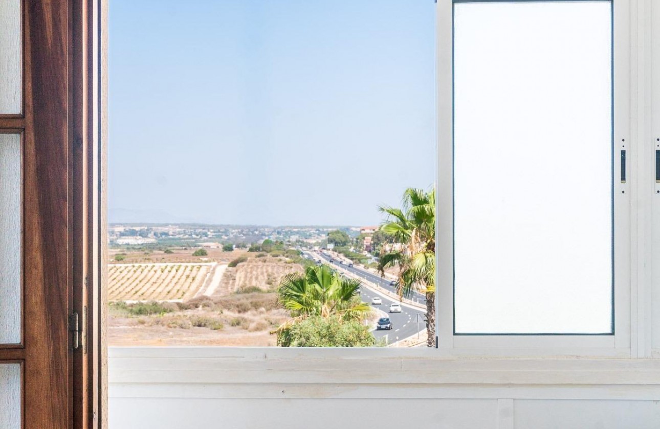 Revente - Appartement - Torrevieja - La Mata pueblo