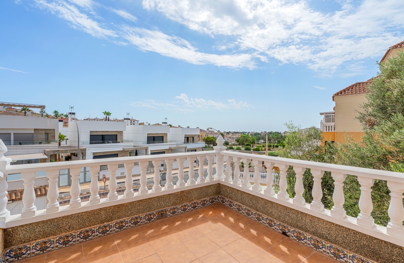 Revente - Villa - Orihuela Costa - El Galan