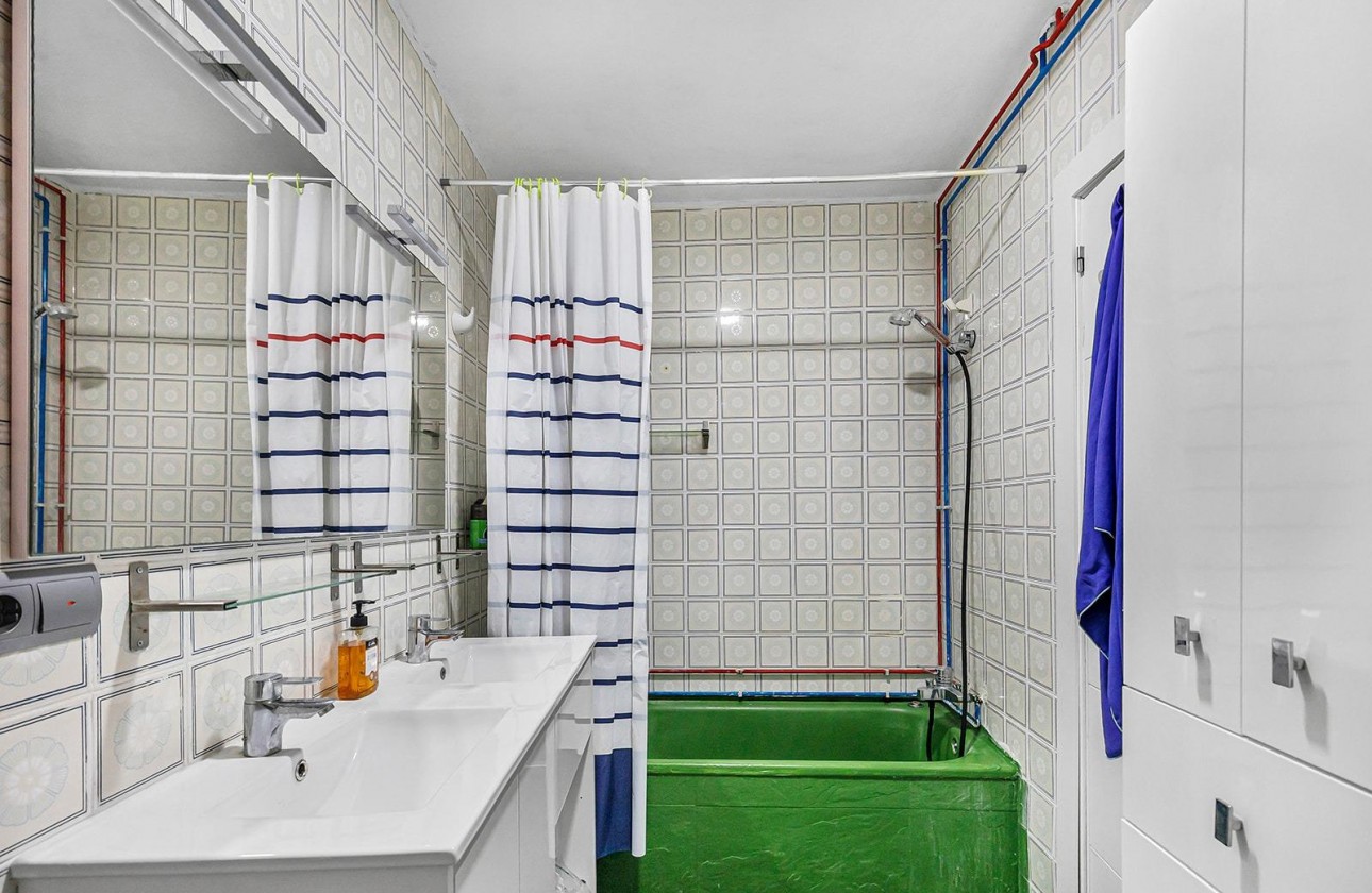 Reventa - Apartamento / piso - Torrevieja - Acequion