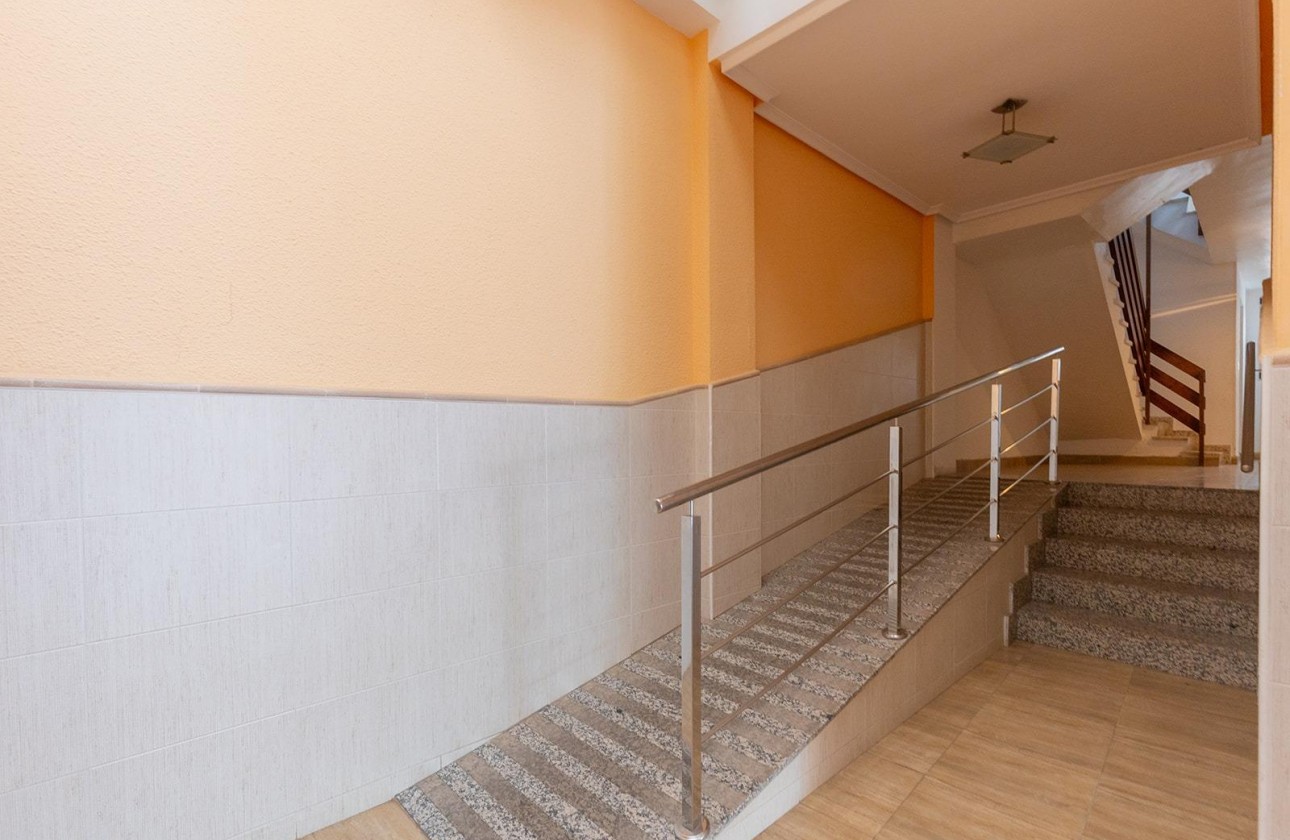 Reventa - Apartamento / piso - Torrevieja - Acequion