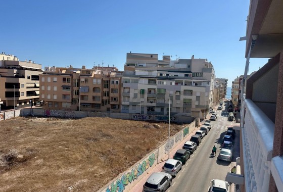 Revente - Appartement - Torrevieja - La Mata pueblo