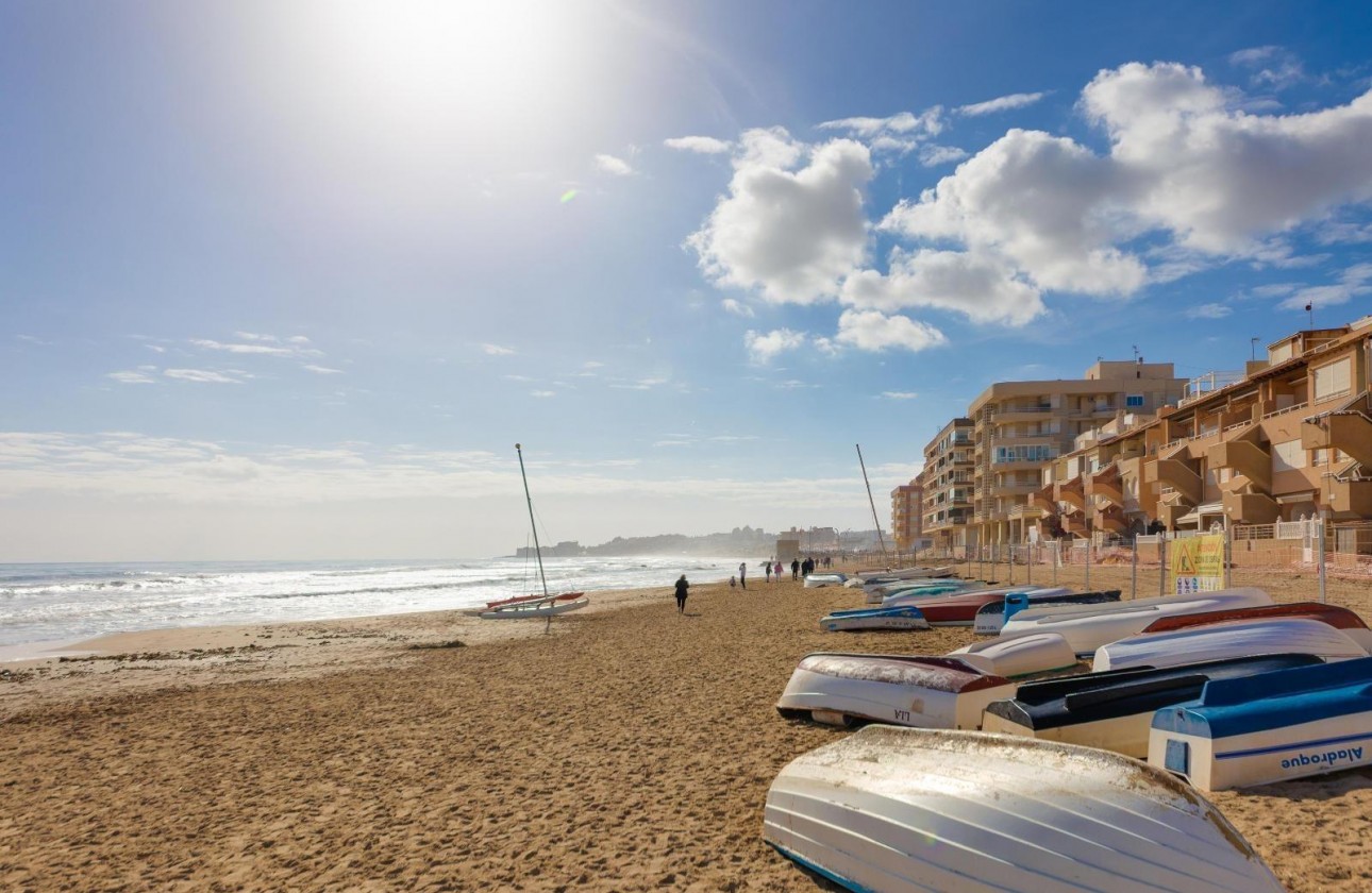 Revente - Appartement - Torrevieja - La Mata pueblo