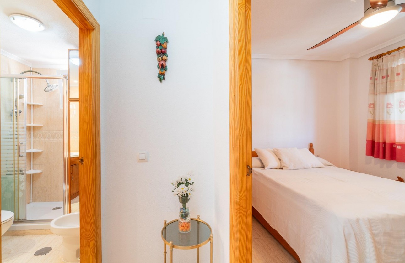 Long Term Rental - Apartment / flat - Torrevieja - La Mata