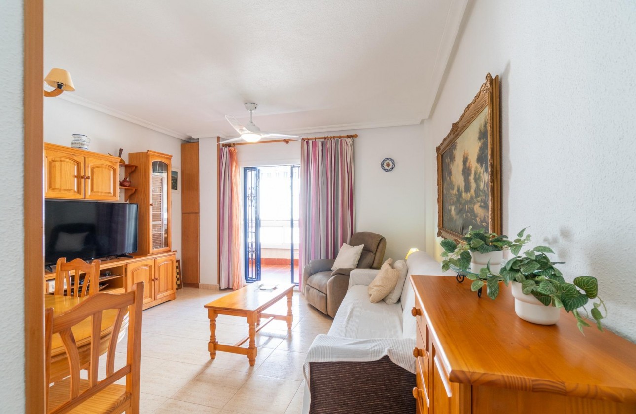 Long Term Rental - Apartment / flat - Torrevieja - La Mata