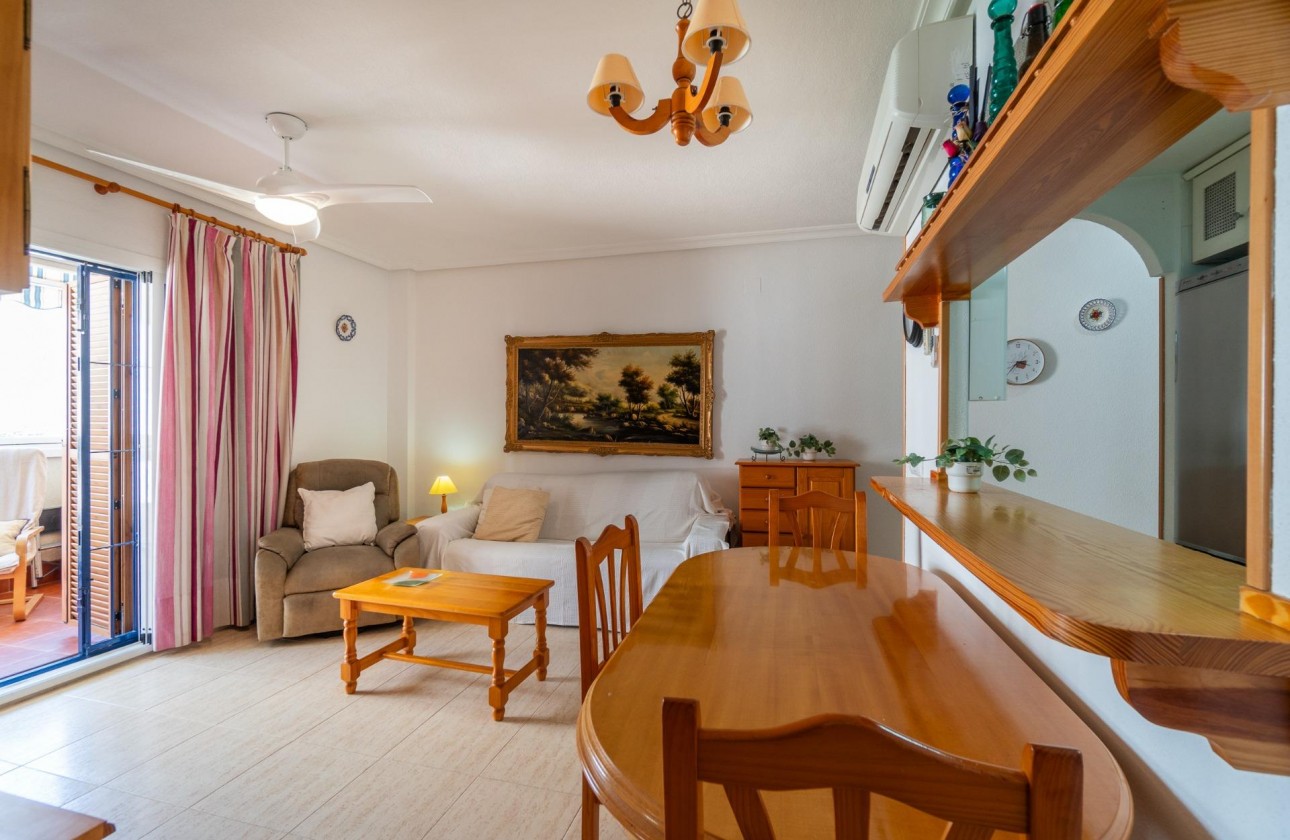 Long Term Rental - Apartment / flat - Torrevieja - La Mata