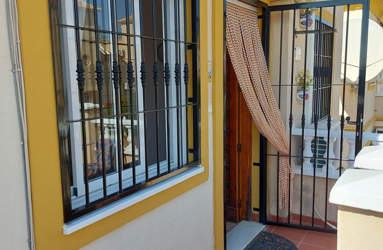 Reventa - Apartamento / piso - Playa Flamenca