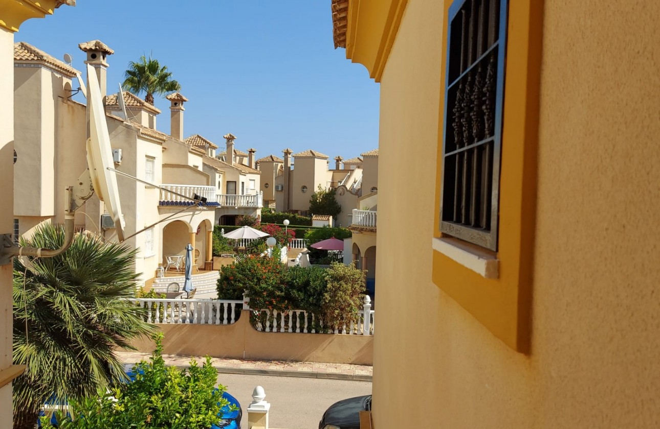 Reventa - Apartamento / piso - Playa Flamenca