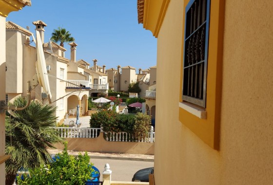Reventa - Apartamento / piso - Playa Flamenca