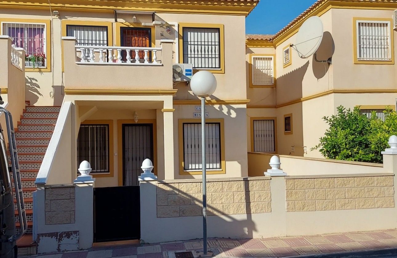 Reventa - Apartamento / piso - Playa Flamenca