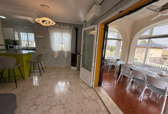 Revente - Villa - Orihuela Costa - Villamartín