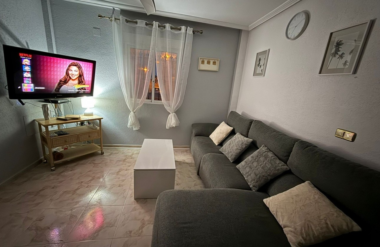 Revente - Villa - Orihuela Costa - Villamartín