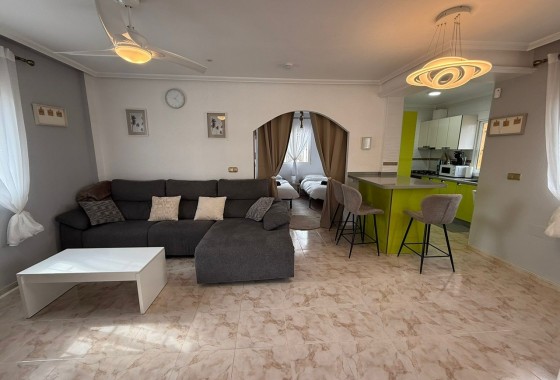 Revente - Villa - Orihuela Costa - Villamartín
