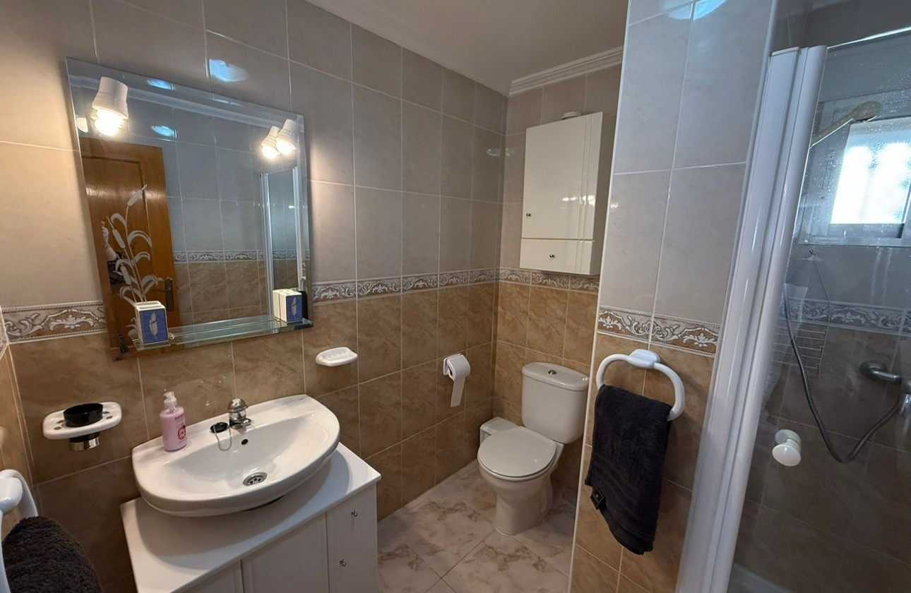 Revente - Villa - Orihuela Costa - Villamartín