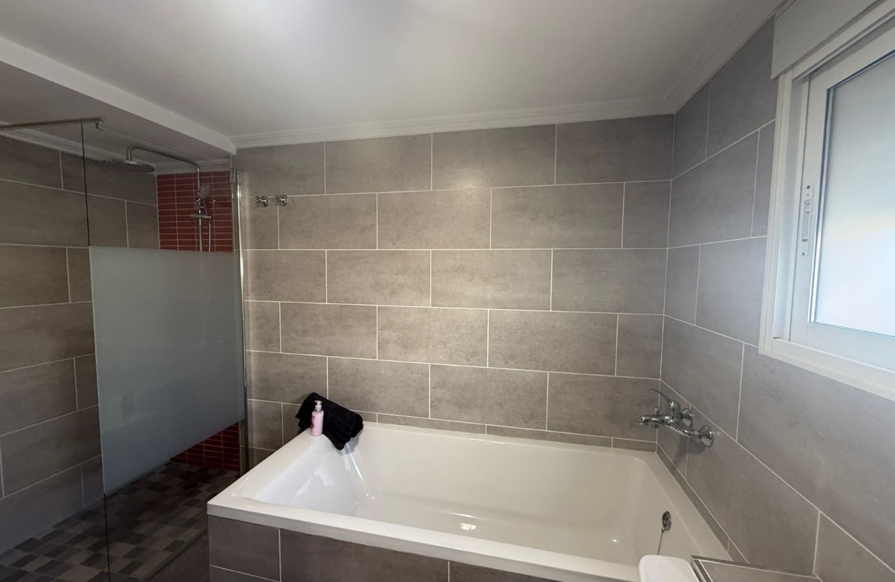 Revente - Villa - Orihuela Costa - Villamartín