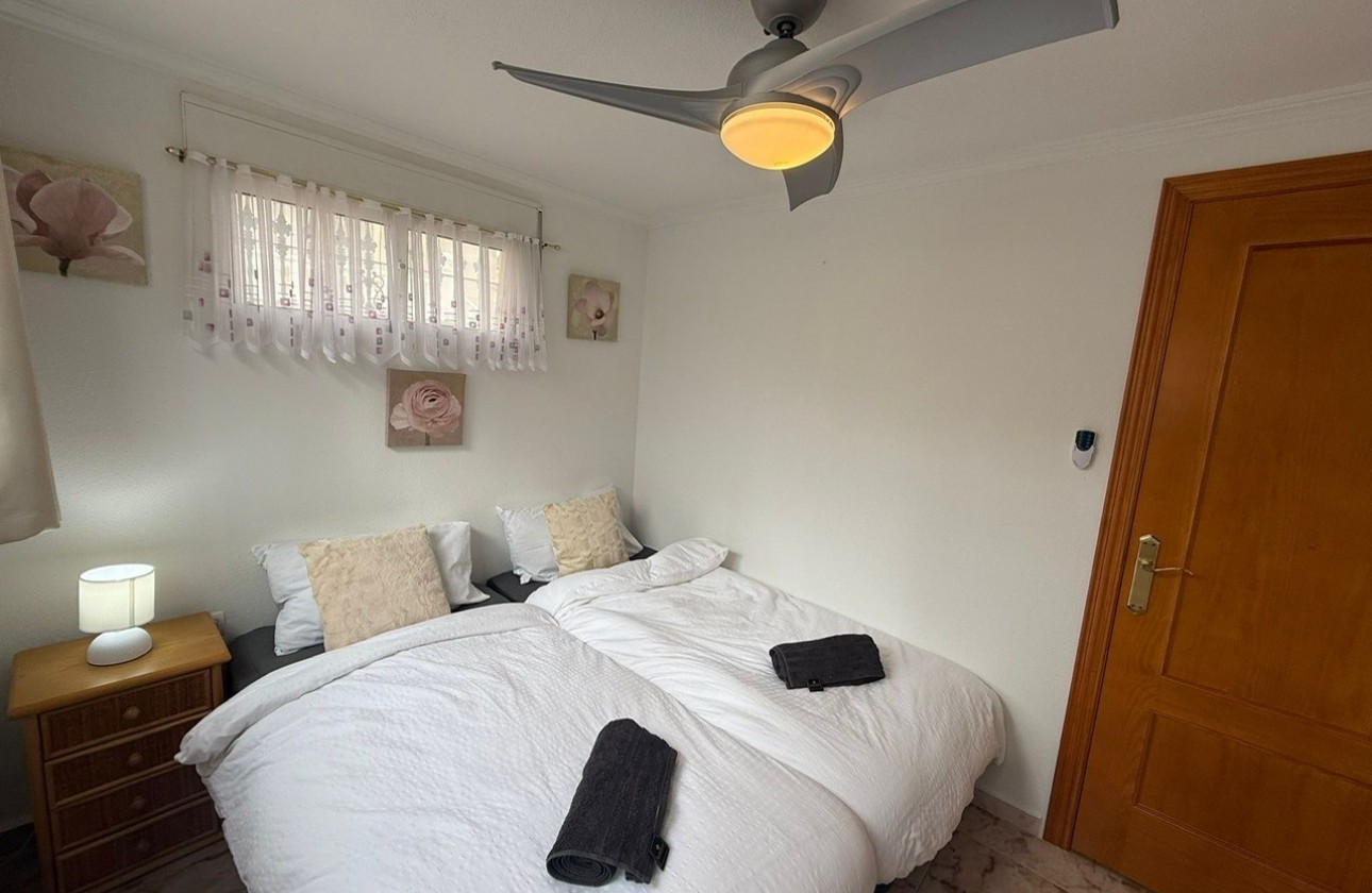 Revente - Villa - Orihuela Costa - Villamartín