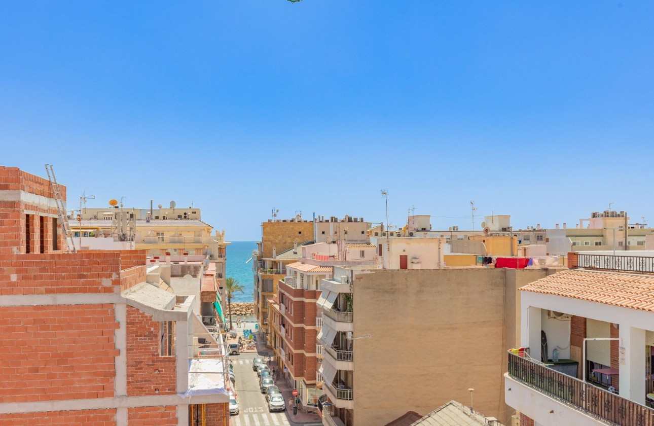 Resale - Apartment / flat - Torrevieja - Playa del cura