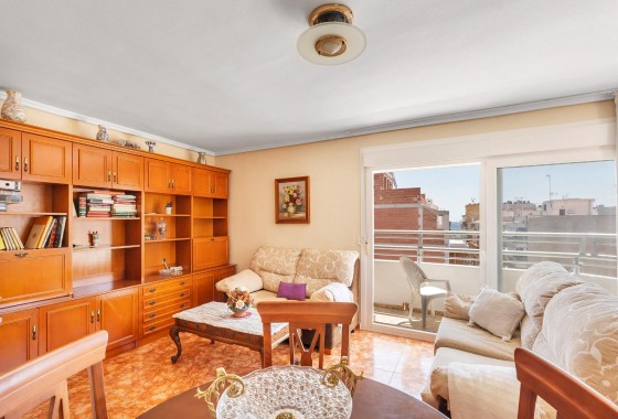 Resale - Apartment / flat - Torrevieja - Playa del cura
