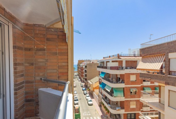 Resale - Apartment / flat - Torrevieja - Playa del cura