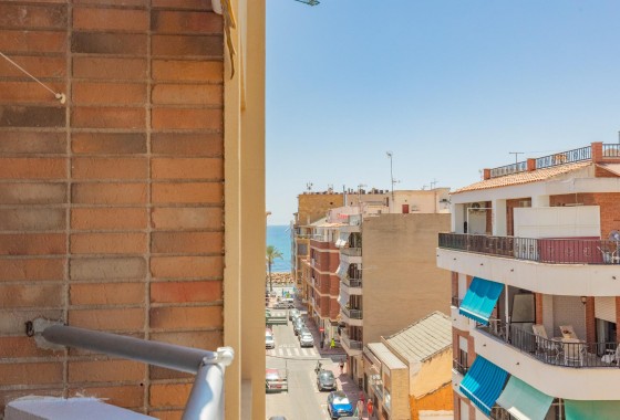 Resale - Apartment / flat - Torrevieja - Playa del cura