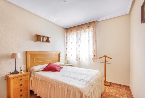 Resale - Apartment / flat - Torrevieja - Playa del cura