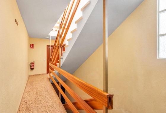 Resale - Apartment / flat - Torrevieja - Playa del cura