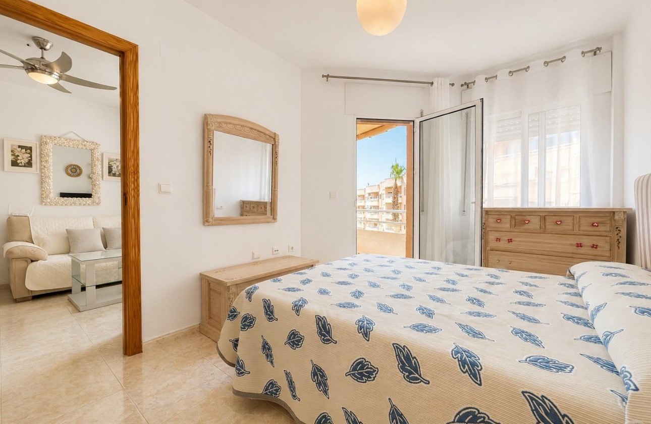 Reventa - Apartamento / piso - Dehesa de campoamor - Campoamor
