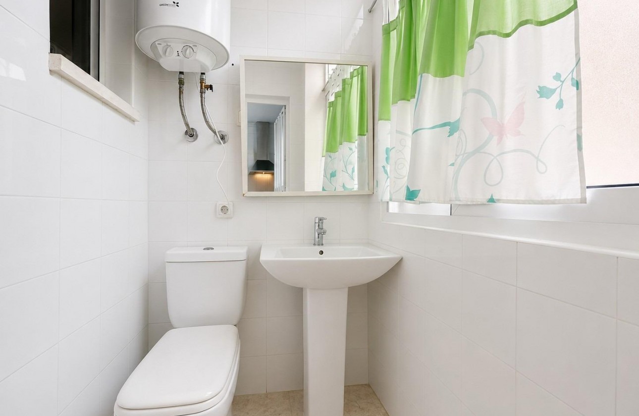 Reventa - Apartamento / piso - Dehesa de campoamor - Campoamor