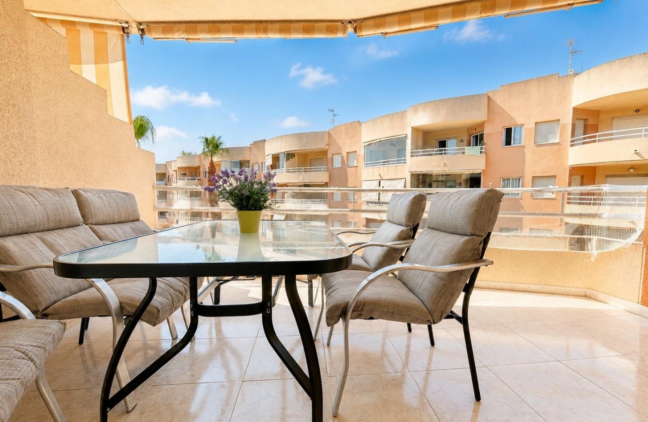 Reventa - Apartamento / piso - Dehesa de campoamor - Campoamor
