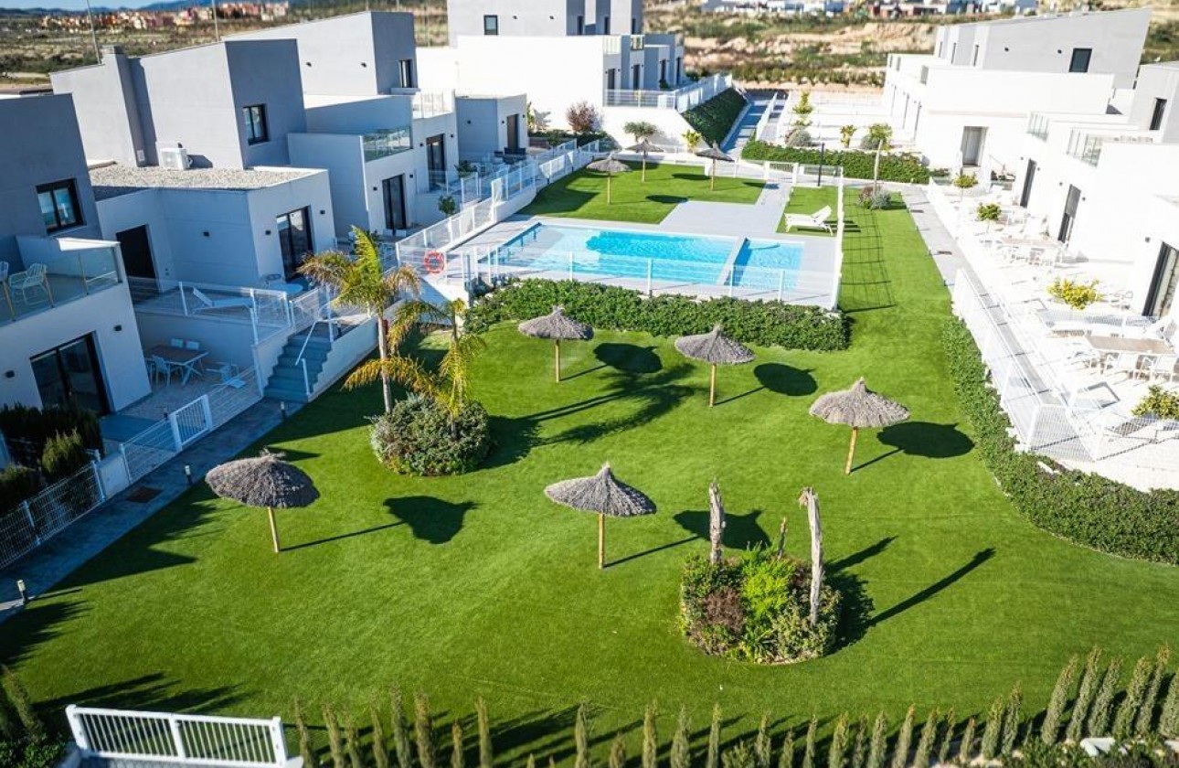 Nueva construcción  - Chalet - BAÑOS Y MENDIGO - Altaona Golf