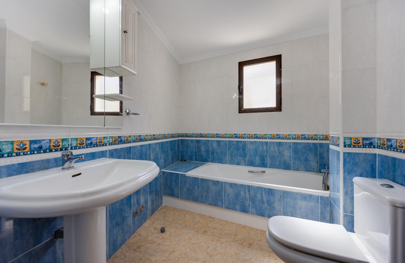 Reventa - Apartamento / piso - San Miguel de Salinas