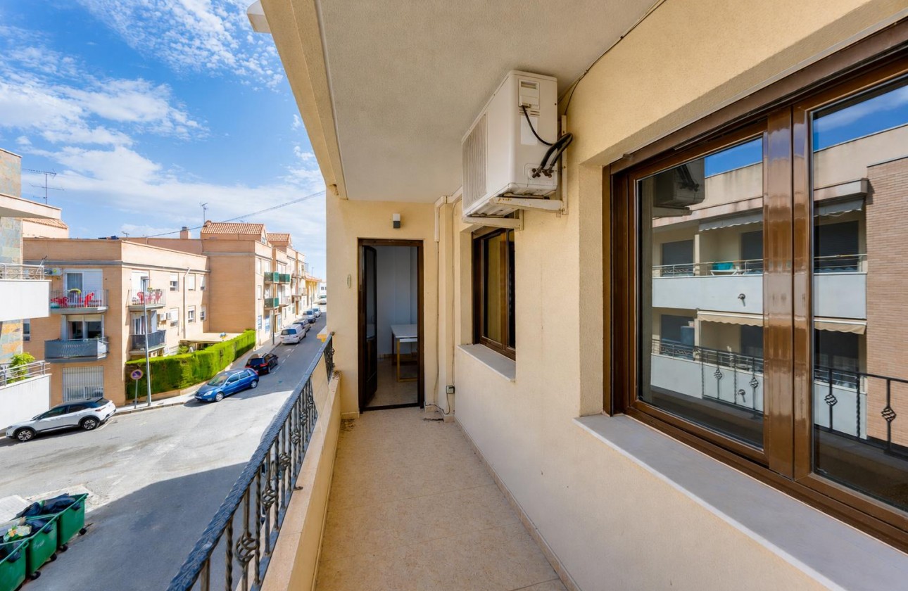 Reventa - Apartamento / piso - San Miguel de Salinas
