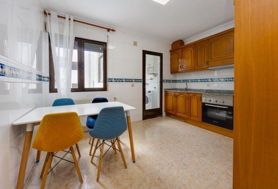 Reventa - Apartamento / piso - San Miguel de Salinas