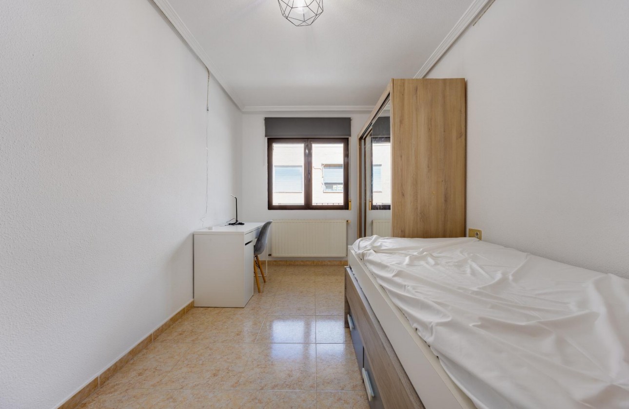 Reventa - Apartamento / piso - San Miguel de Salinas