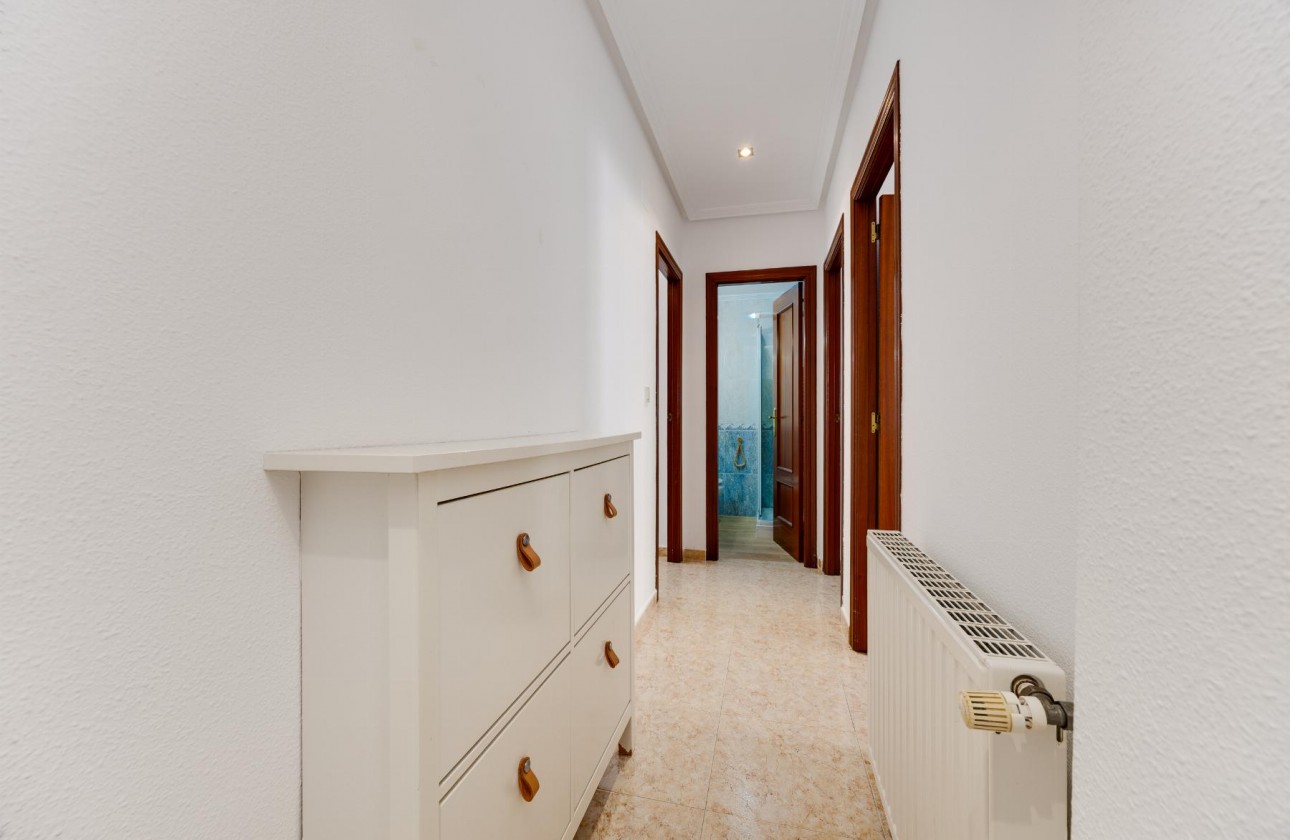 Reventa - Apartamento / piso - San Miguel de Salinas