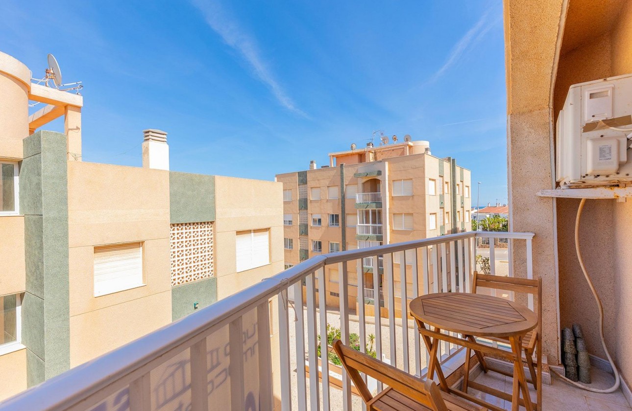 Resale - Apartment / flat - Torrevieja - Cabo cervera