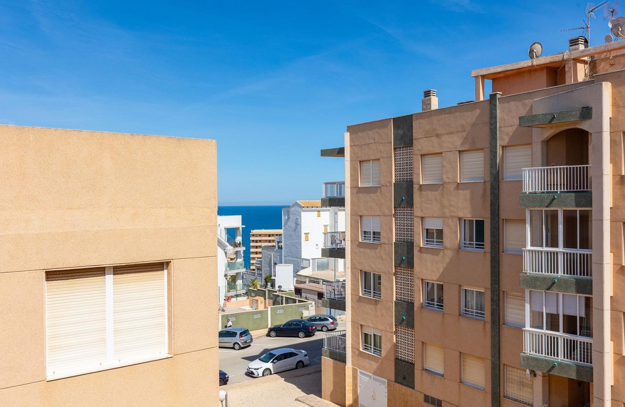 Resale - Apartment / flat - Torrevieja - Cabo cervera