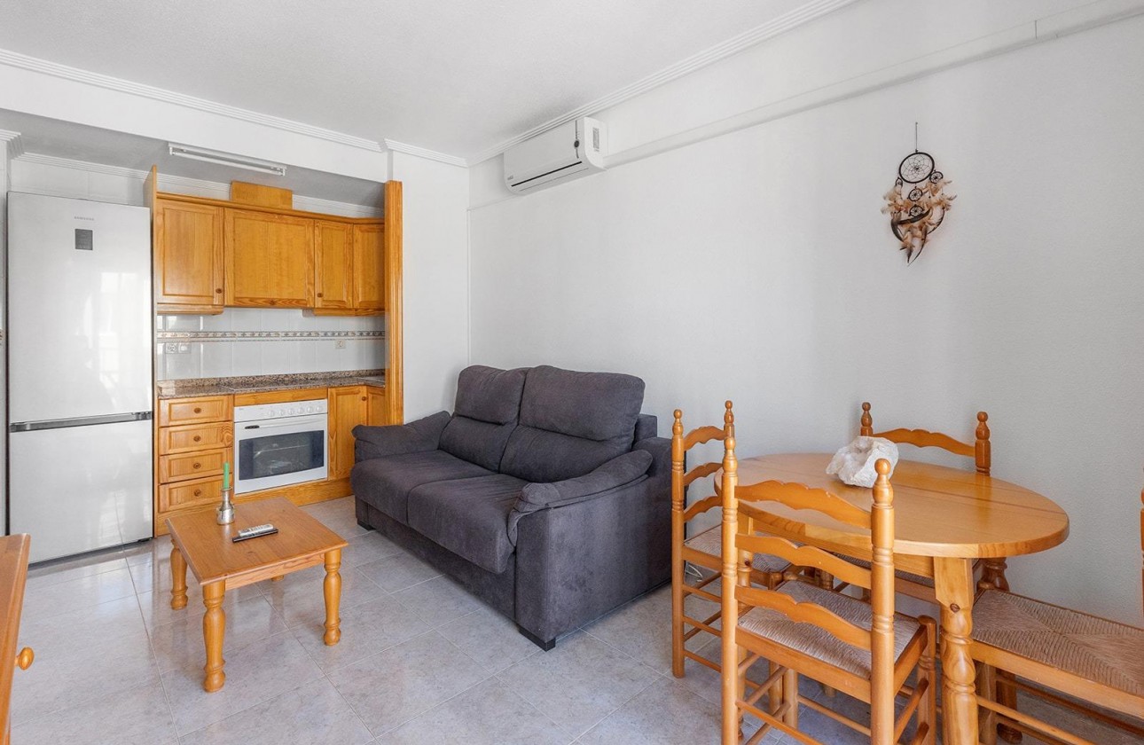 Resale - Apartment / flat - Torrevieja - Cabo cervera
