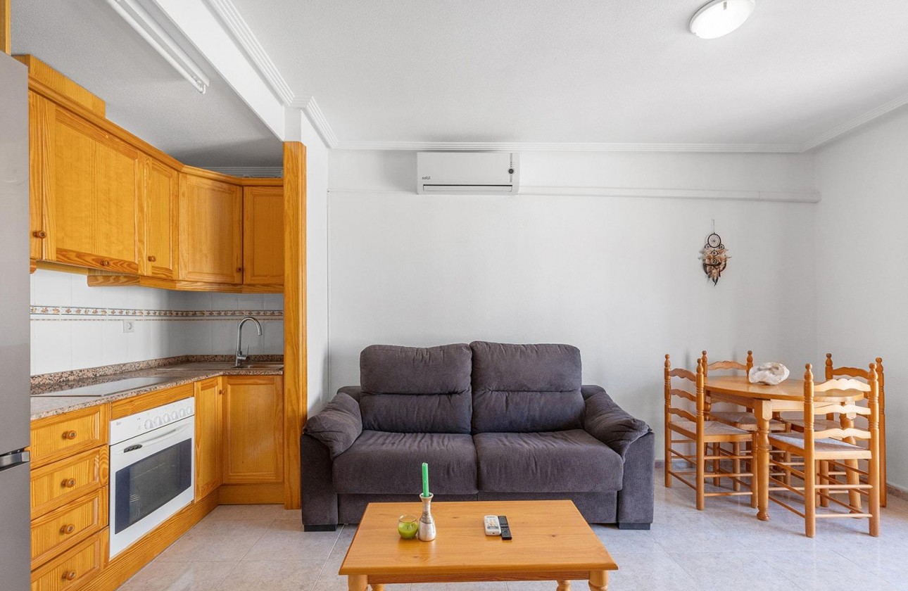 Resale - Apartment / flat - Torrevieja - Cabo cervera