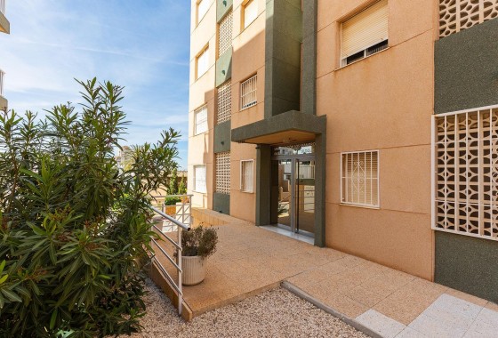 Resale - Apartment / flat - Torrevieja - Cabo cervera