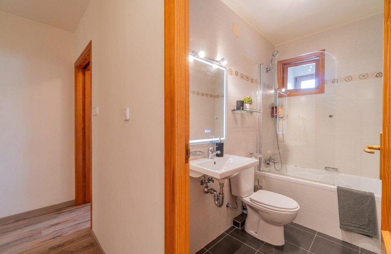 Reventa - Apartamento / piso - Torrevieja - Playa de los Naufragos