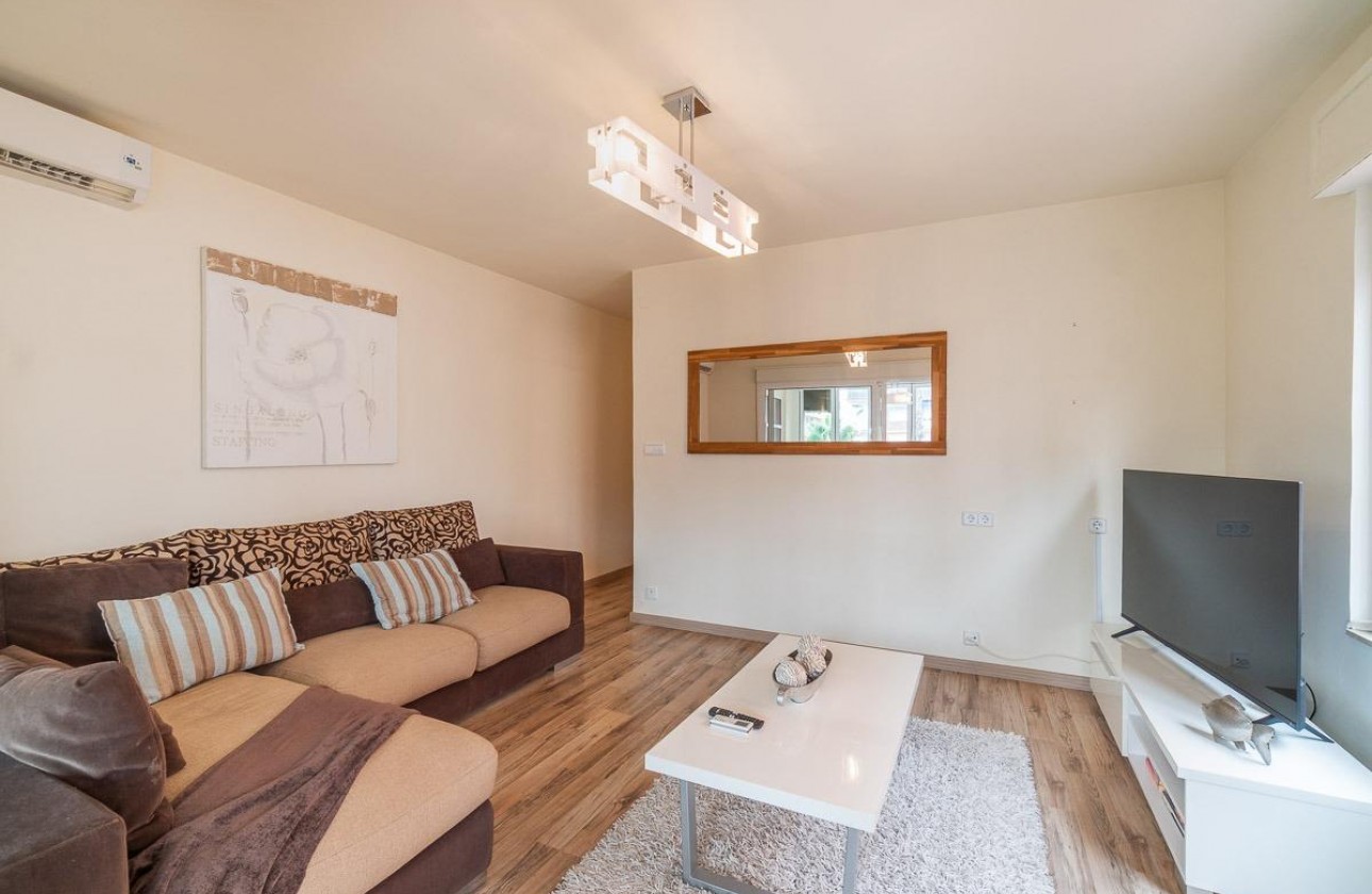 Reventa - Apartamento / piso - Torrevieja - Playa de los Naufragos