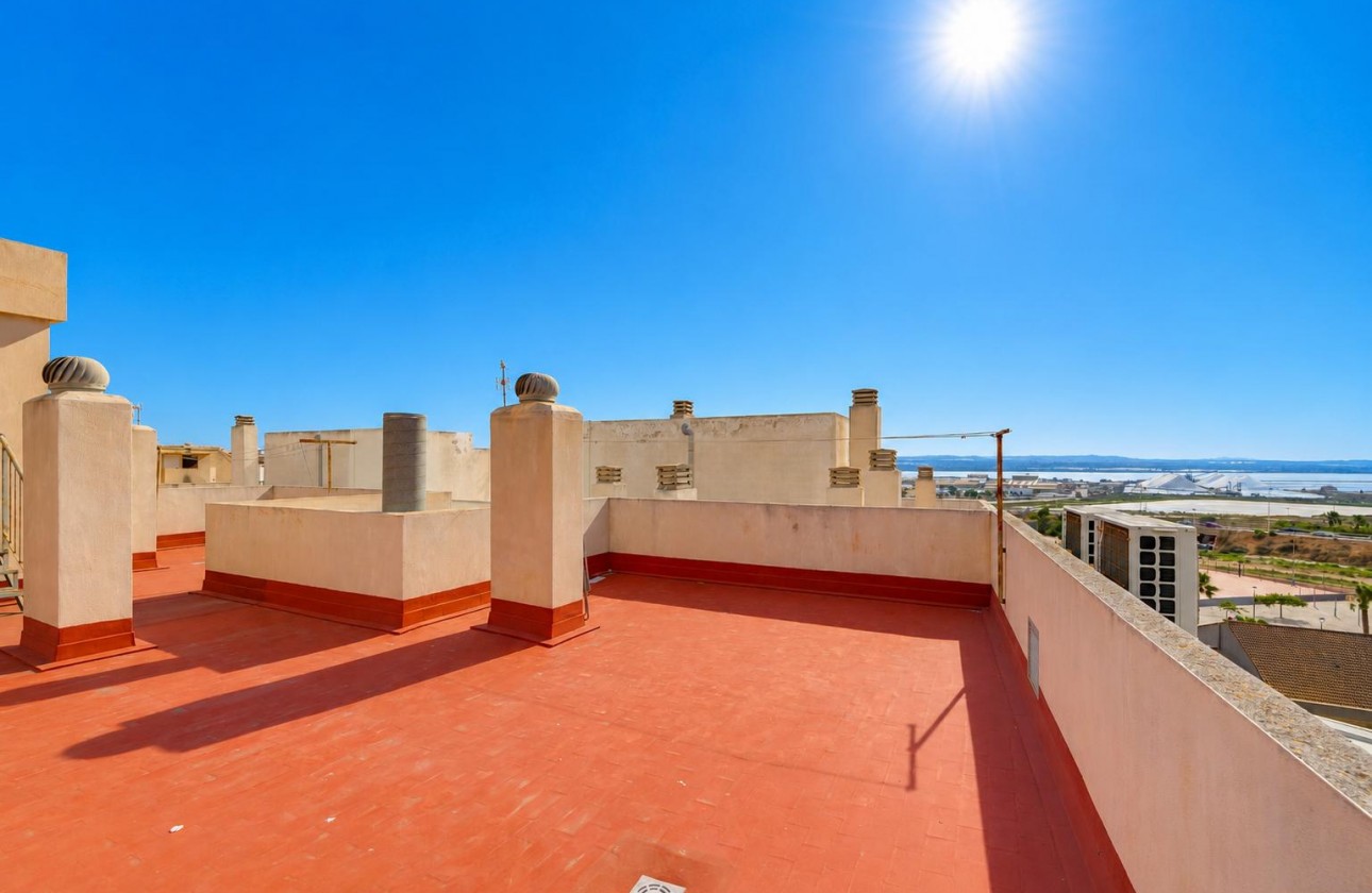Resale - Apartment / flat - Torrevieja - Playa del Acequión