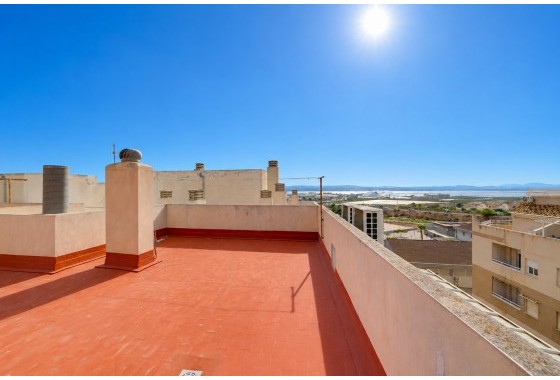Resale - Apartment / flat - Torrevieja - Playa del Acequión