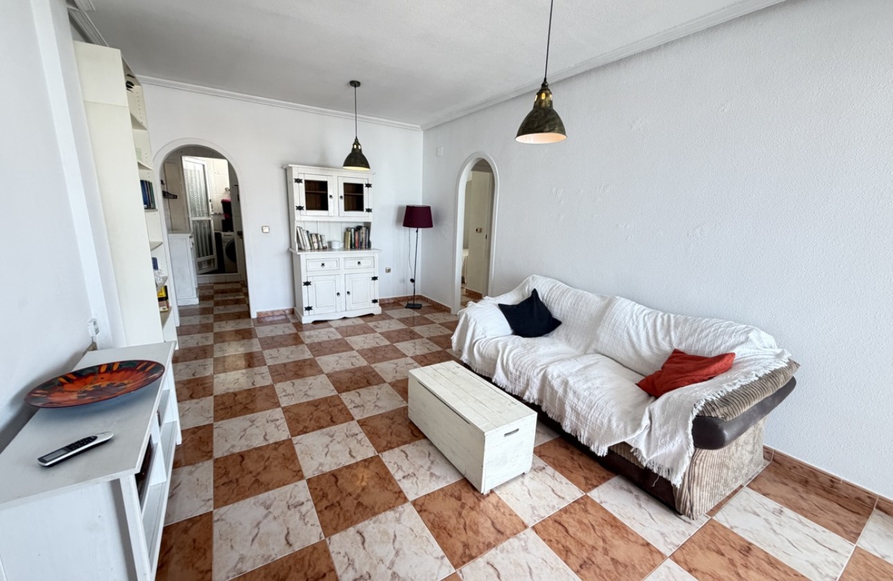 Resale - Apartment / flat - Villamartin