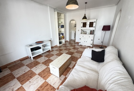 Resale - Apartment / flat - Villamartin