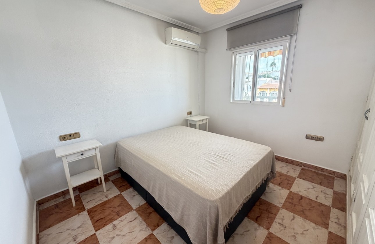 Resale - Apartment / flat - Villamartin