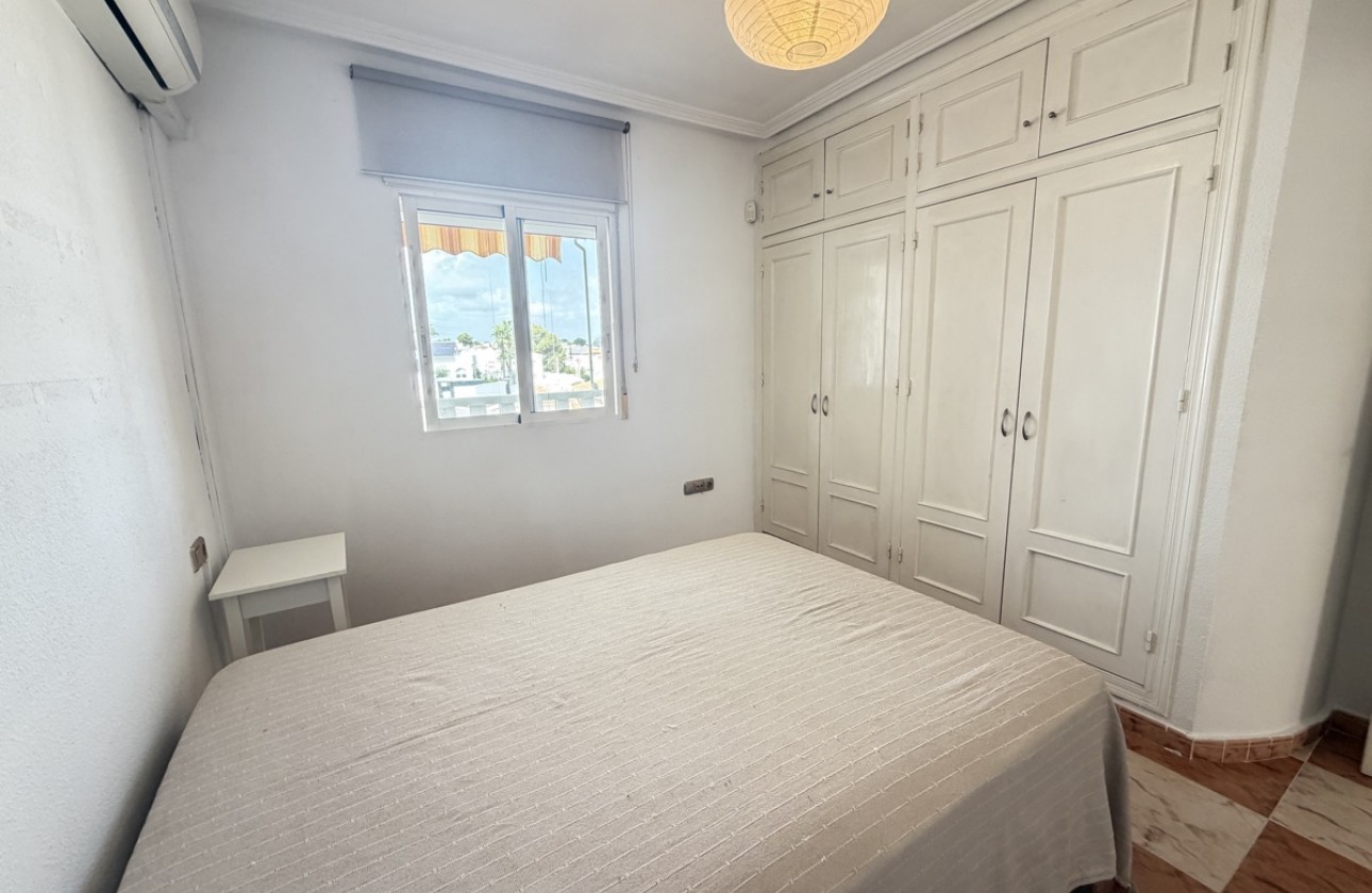 Resale - Apartment / flat - Villamartin